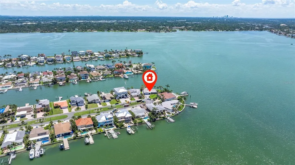 11055 7th Street E Treasure Island FL 33706