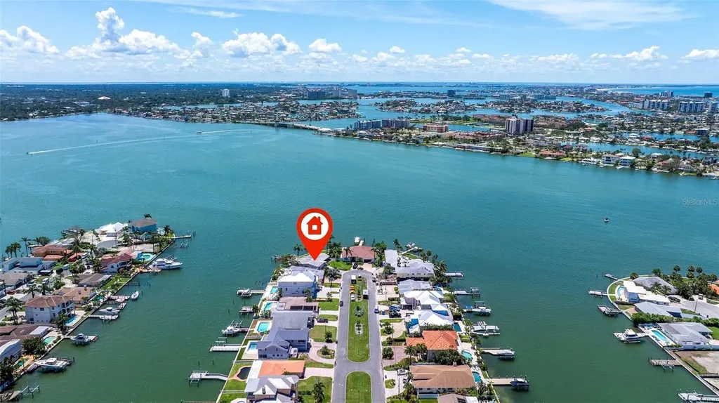 11055 7th Street E Treasure Island FL 33706