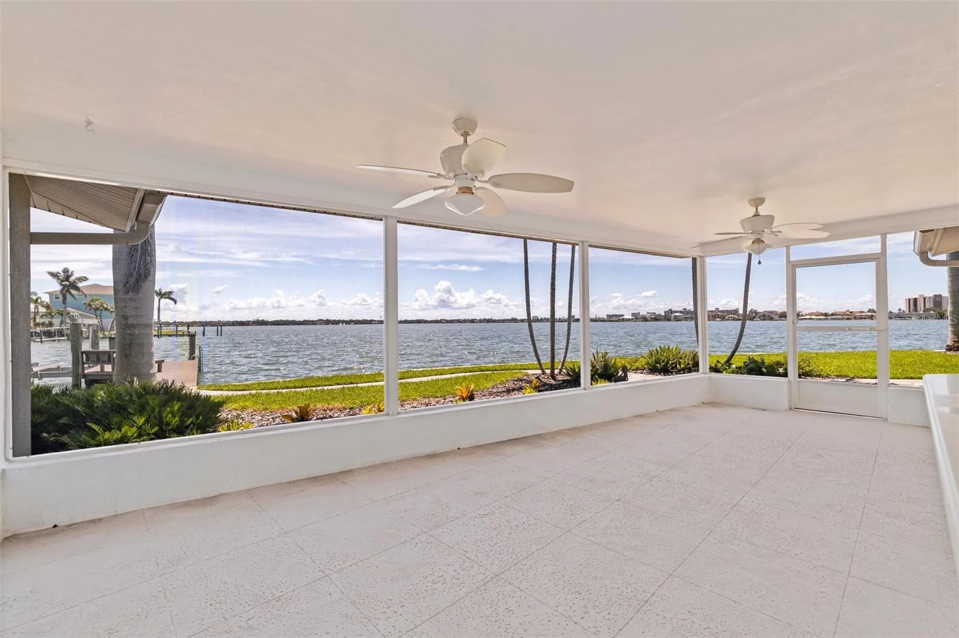 11055 7th Street E Treasure Island FL 33706