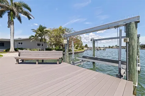 11055 7th Street E Treasure Island FL 33706