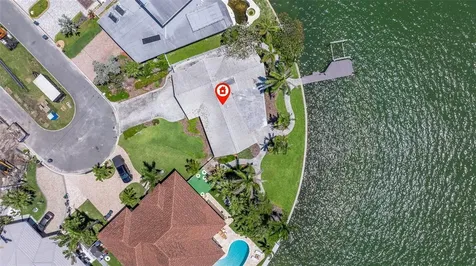 11055 7th Street E Treasure Island FL 33706