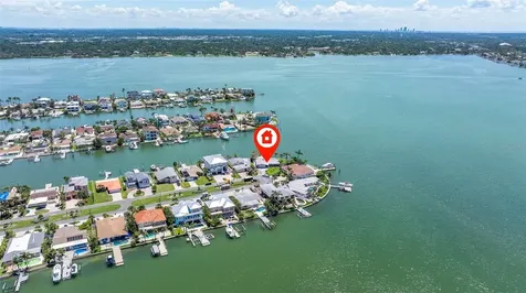 11055 7th Street E Treasure Island FL 33706