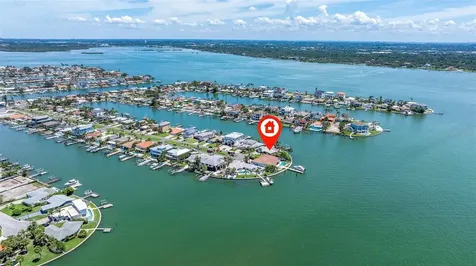 11055 7th Street E Treasure Island FL 33706