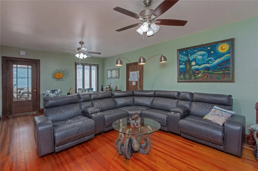 803 S Fort Harrison Avenue Clearwater FL 33756