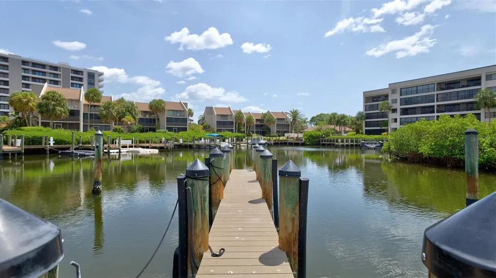 1700 Cove Ii Place Sarasota FL 34242