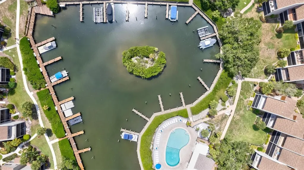 1700 Cove Ii Place Sarasota FL 34242