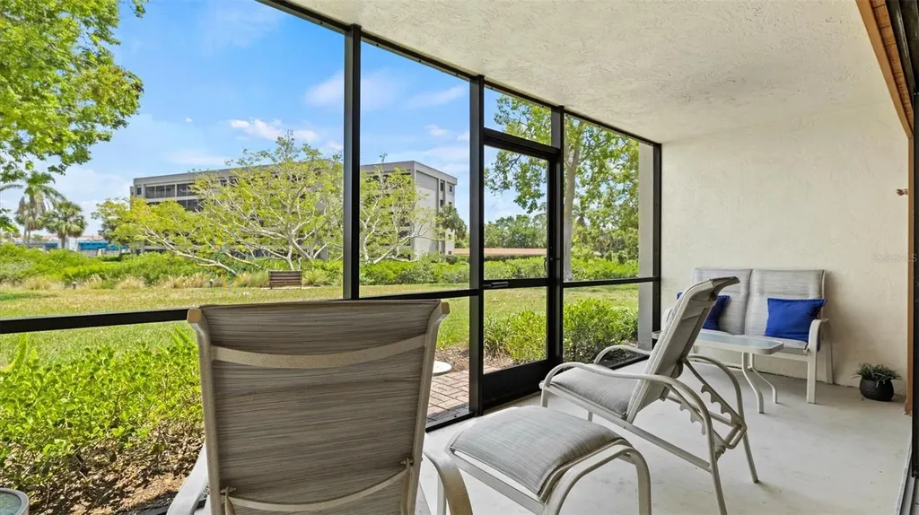 1700 Cove Ii Place Sarasota FL 34242