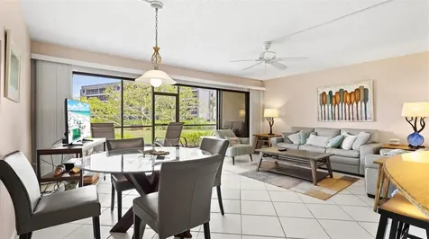1700 Cove Ii Place Sarasota FL 34242