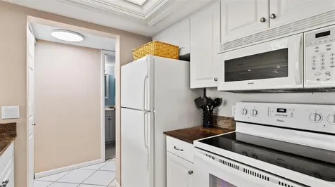 1700 Cove Ii Place Sarasota FL 34242