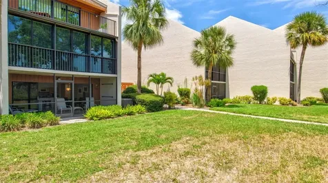 1700 Cove Ii Place Sarasota FL 34242