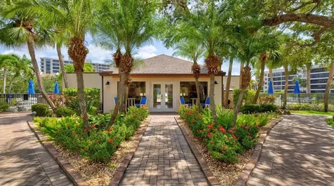 1700 Cove Ii Place Sarasota FL 34242