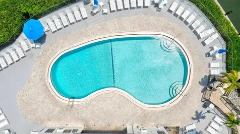 1700 Cove Ii Place Sarasota FL 34242