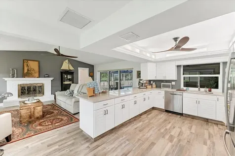 6105 45th Street W Bradenton FL 34210