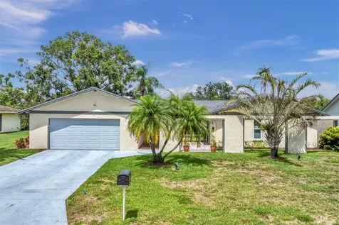 6105 45th Street W Bradenton FL 34210