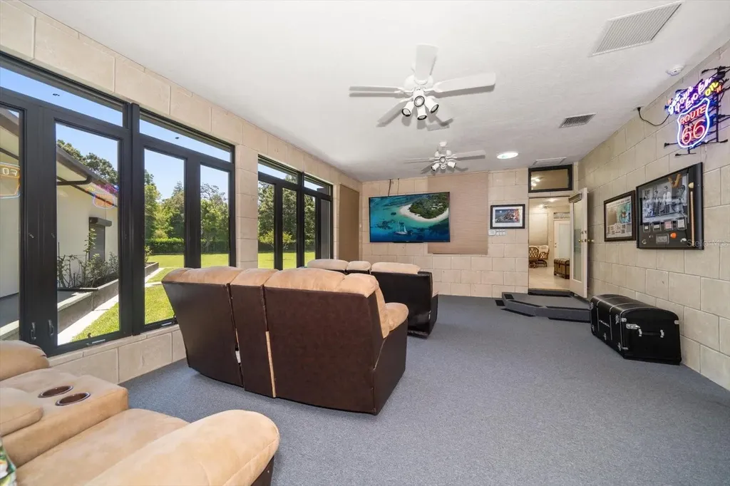 1835 Alicia Way Clearwater FL 33764
