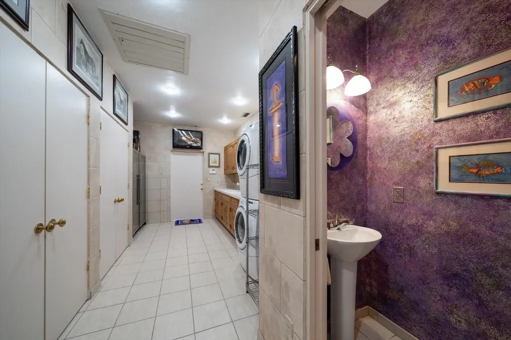 1835 Alicia Way Clearwater FL 33764
