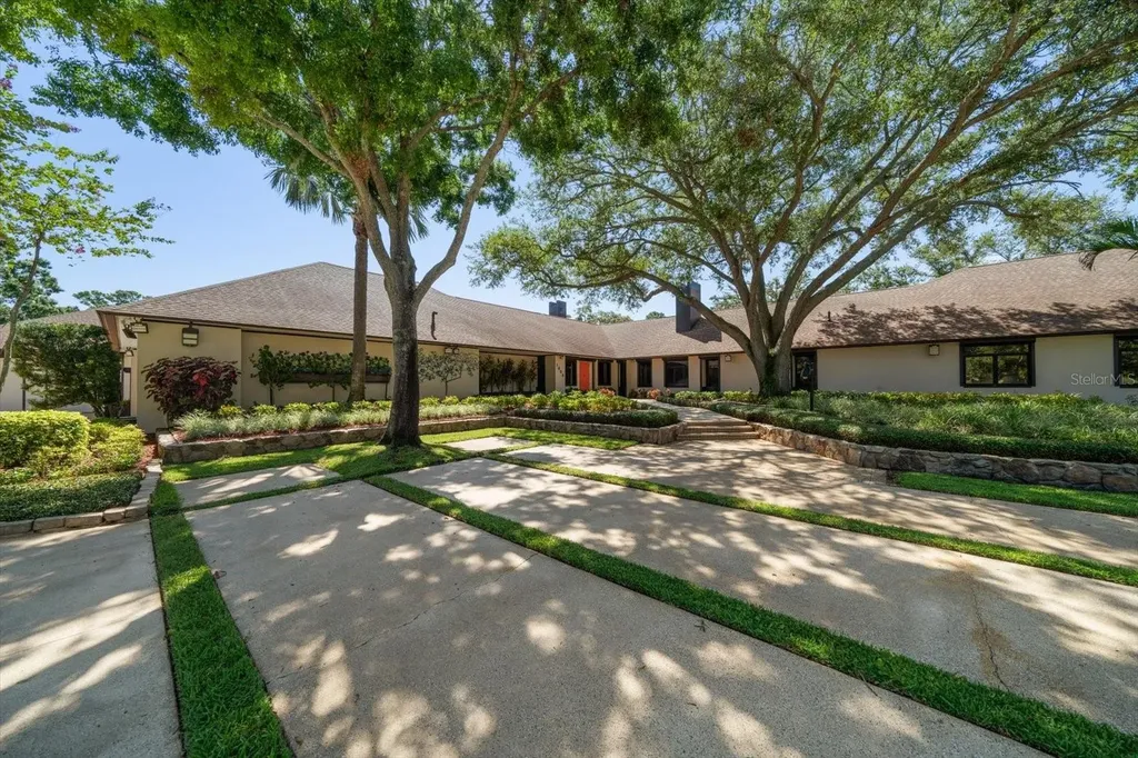 1835 Alicia Way Clearwater FL 33764