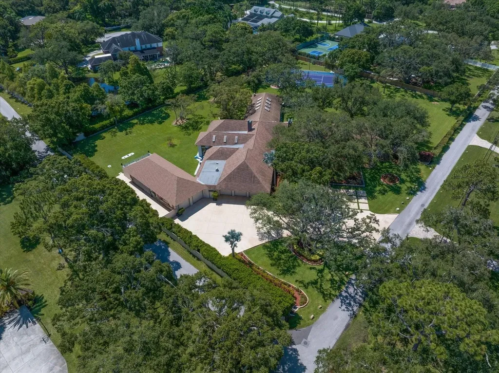 1835 Alicia Way Clearwater FL 33764
