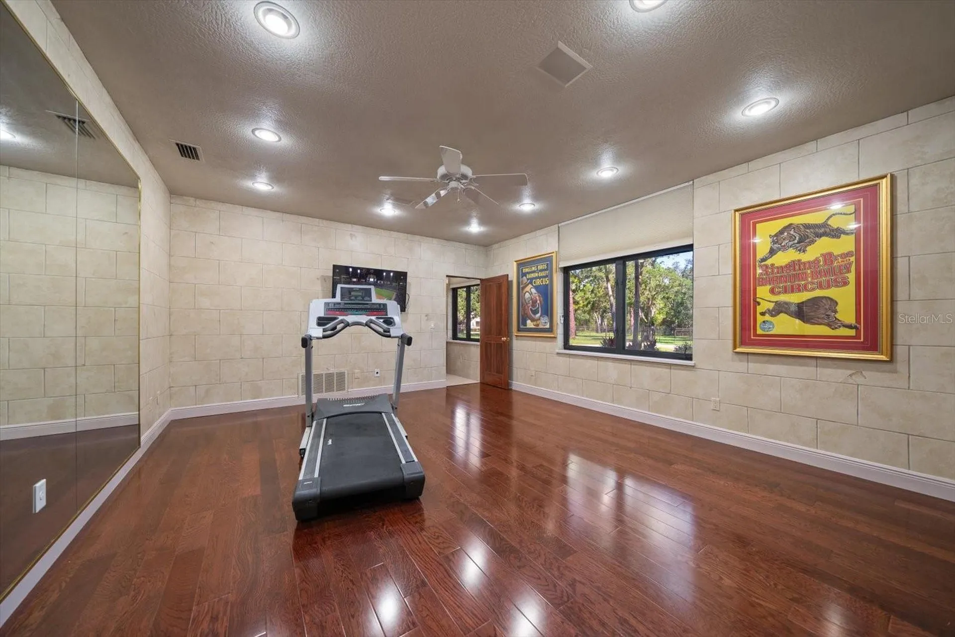 1835 Alicia Way Clearwater FL 33764