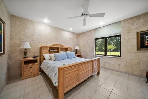 1835 Alicia Way Clearwater FL 33764