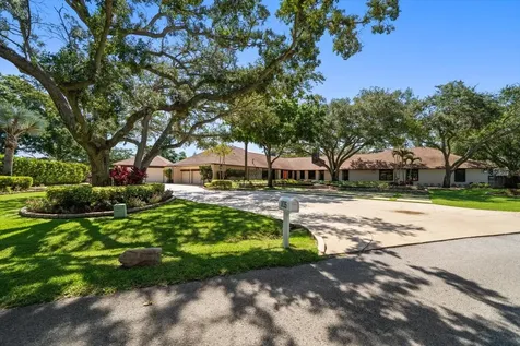 1835 Alicia Way Clearwater FL 33764