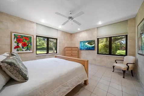 1835 Alicia Way Clearwater FL 33764