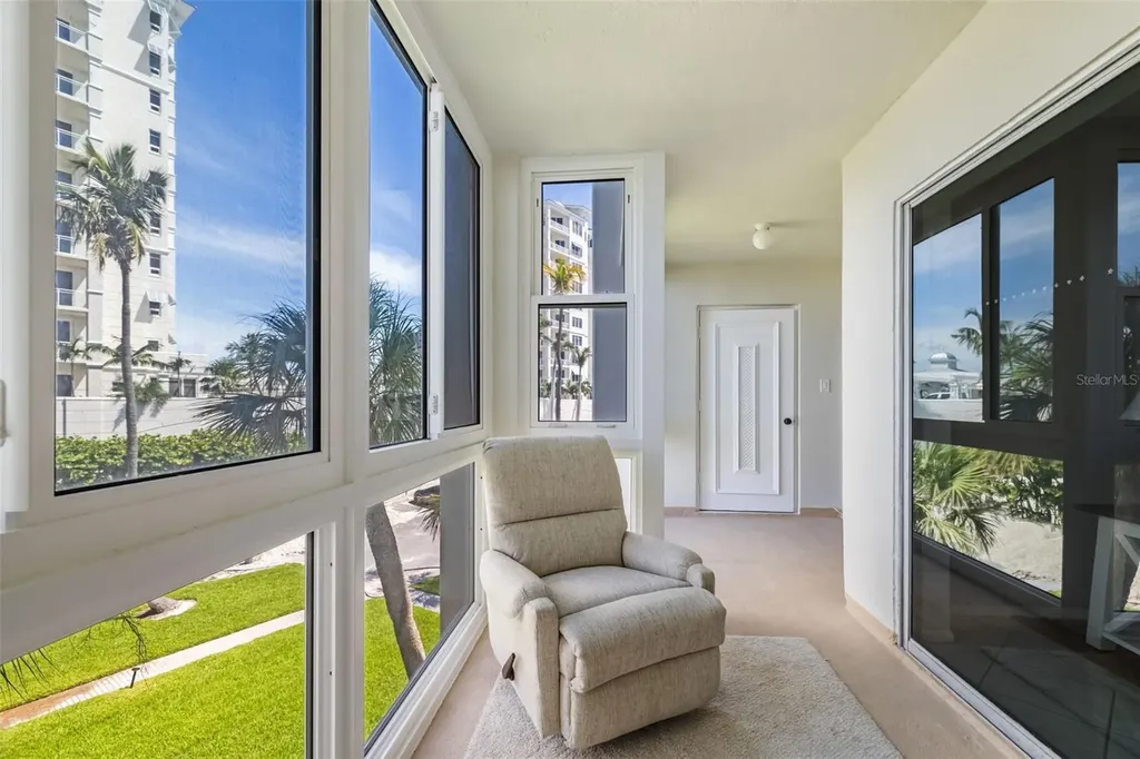 2110 Benjamin Franklin Drive Sarasota FL 34236