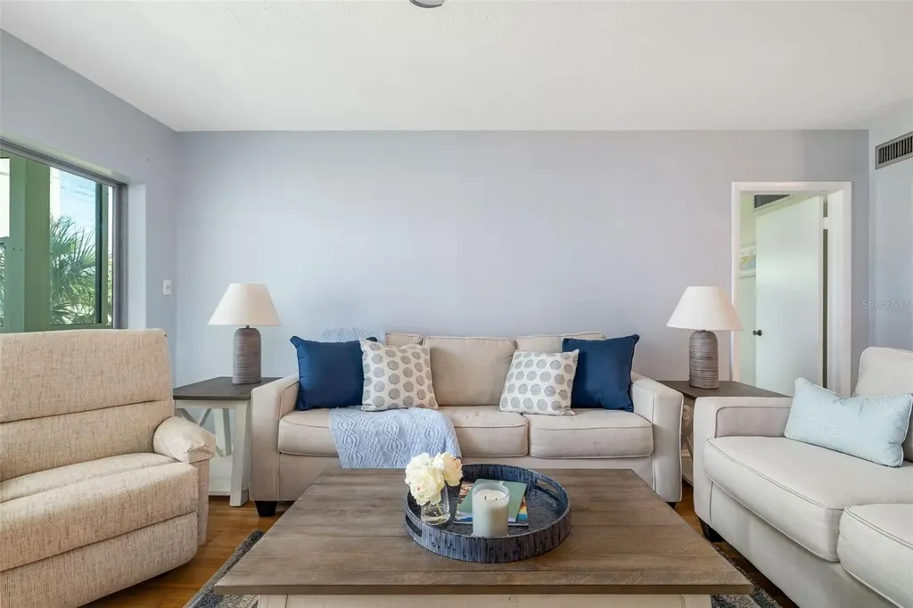 2110 Benjamin Franklin Drive Sarasota FL 34236