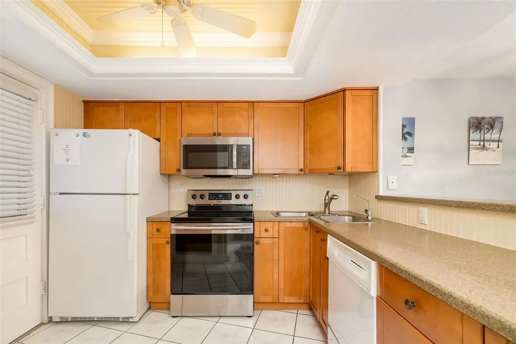 2110 Benjamin Franklin Drive Sarasota FL 34236