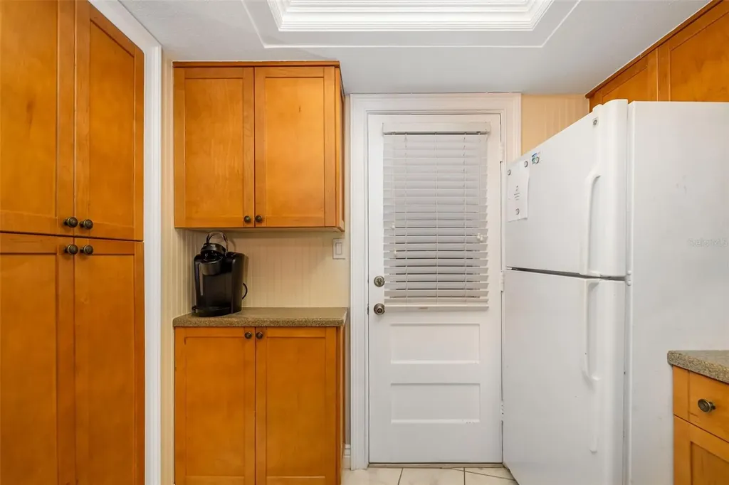 2110 Benjamin Franklin Drive Sarasota FL 34236