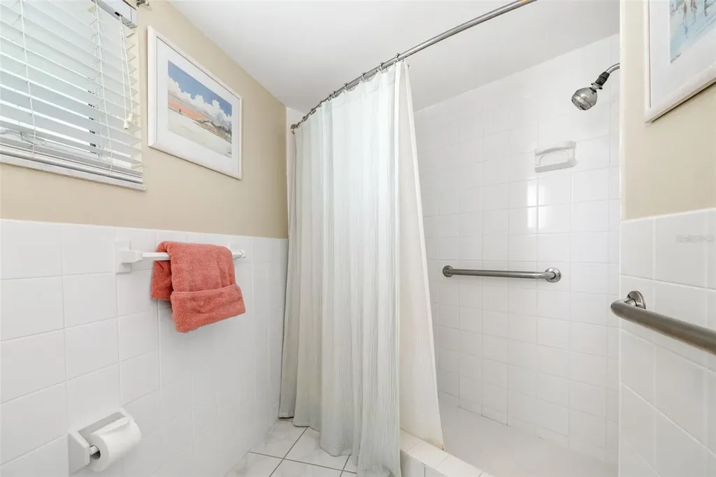 2110 Benjamin Franklin Drive Sarasota FL 34236