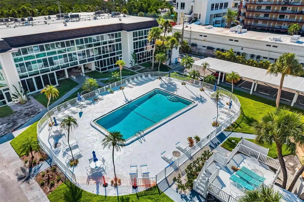 2110 Benjamin Franklin Drive Sarasota FL 34236