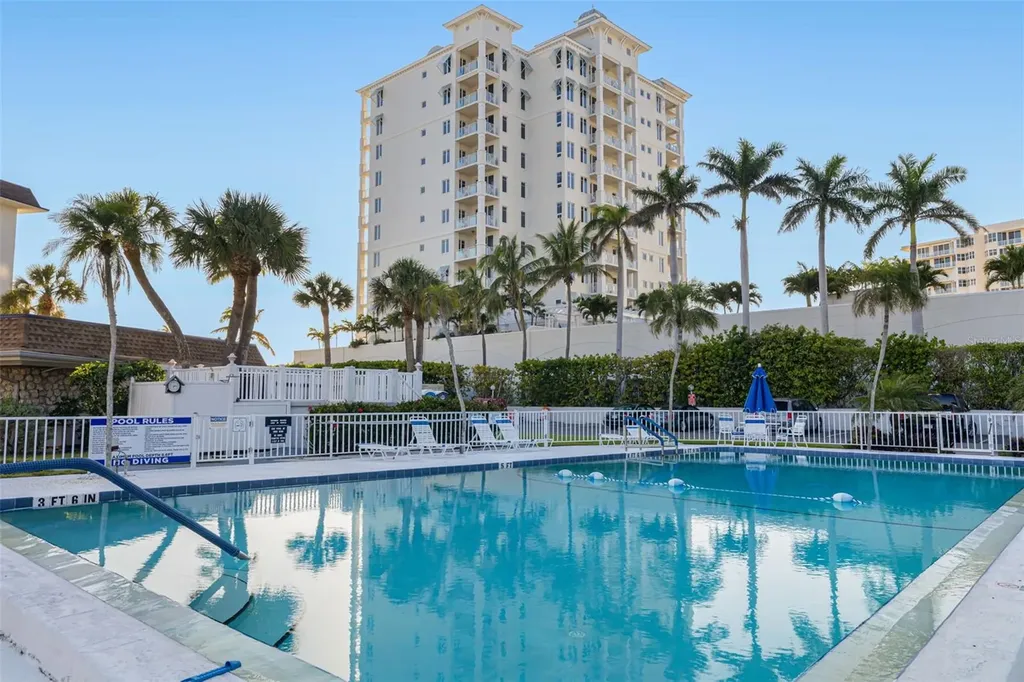 2110 Benjamin Franklin Drive Sarasota FL 34236