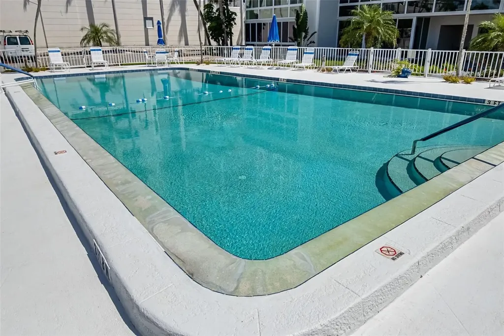 2110 Benjamin Franklin Drive Sarasota FL 34236