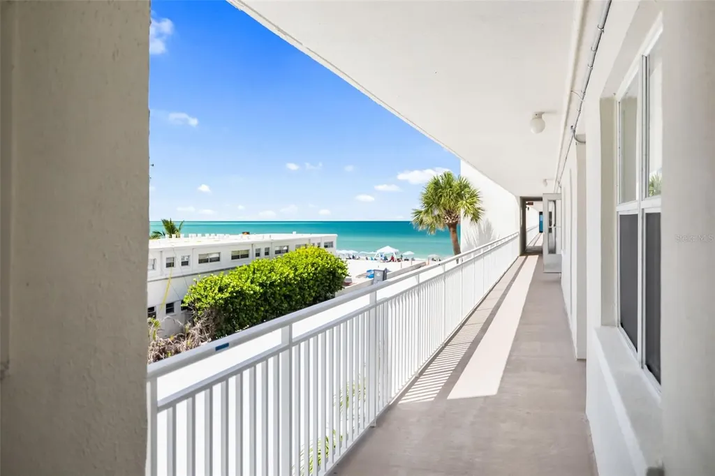 2110 Benjamin Franklin Drive Sarasota FL 34236