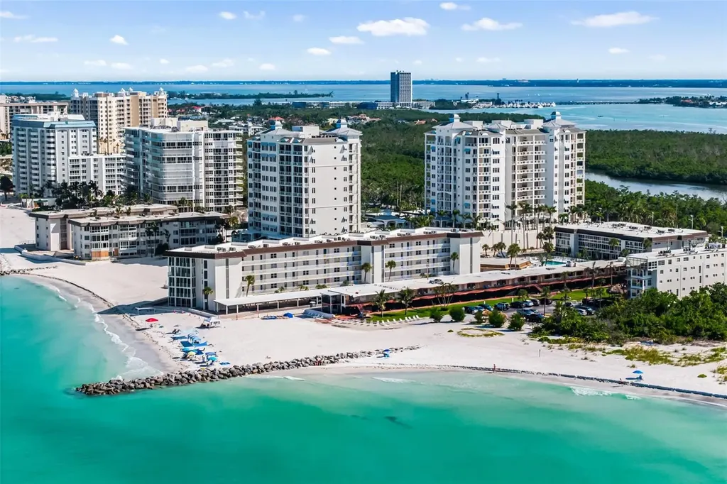 2110 Benjamin Franklin Drive Sarasota FL 34236