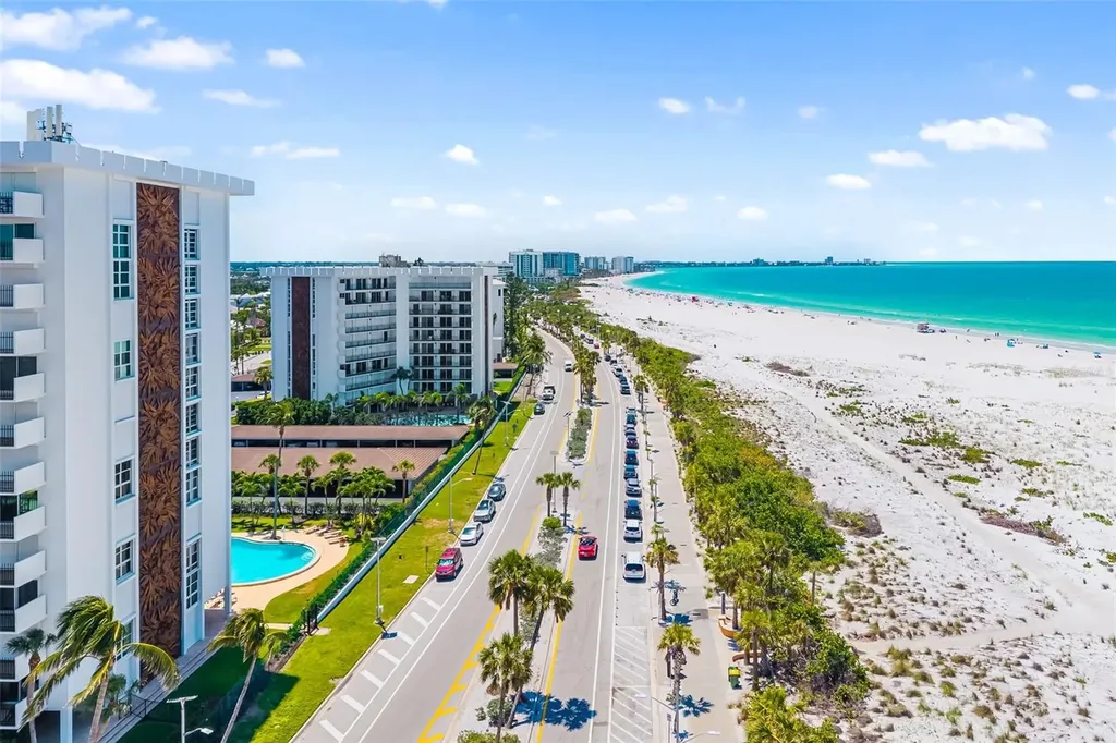 2110 Benjamin Franklin Drive Sarasota FL 34236