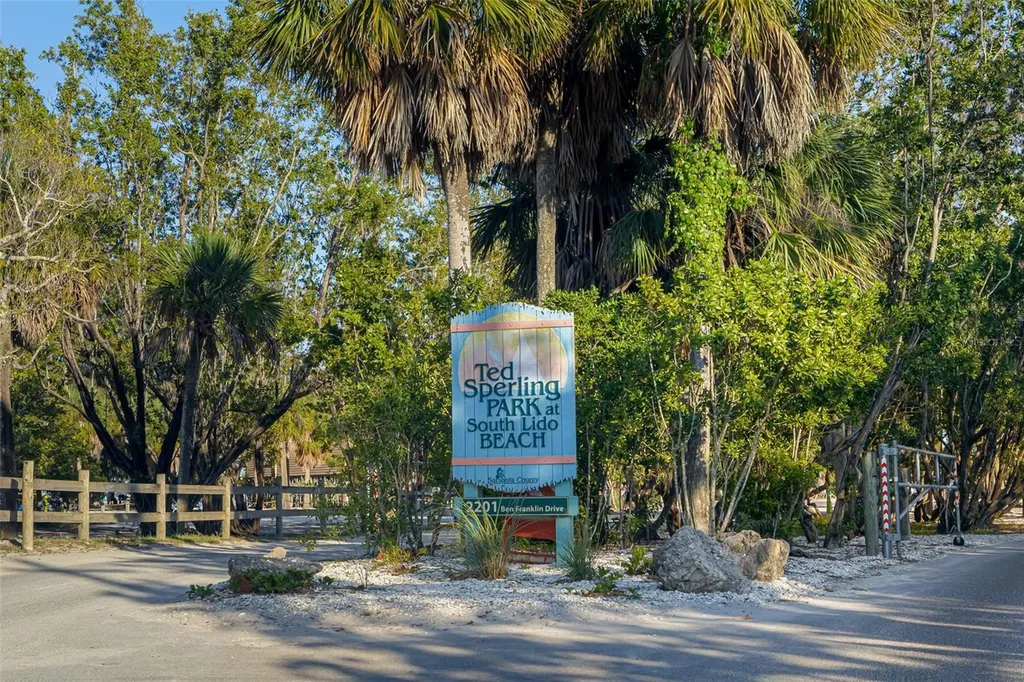 2110 Benjamin Franklin Drive Sarasota FL 34236