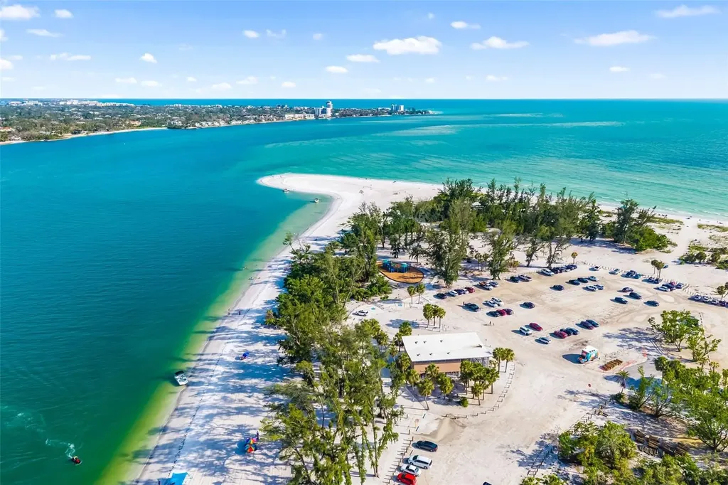 2110 Benjamin Franklin Drive Sarasota FL 34236