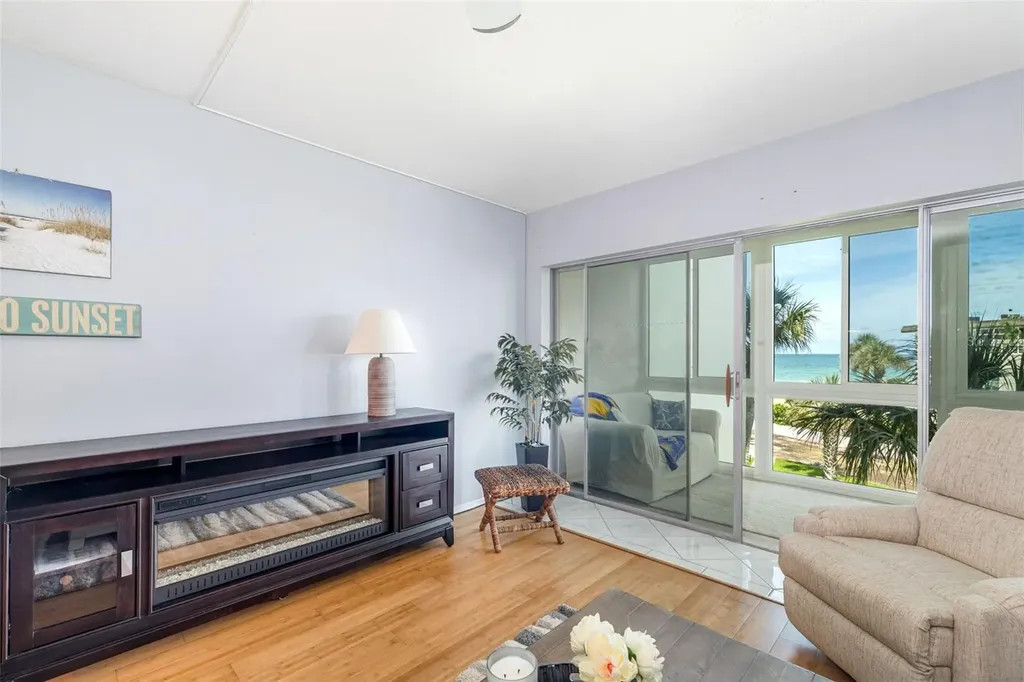 2110 Benjamin Franklin Drive Sarasota FL 34236