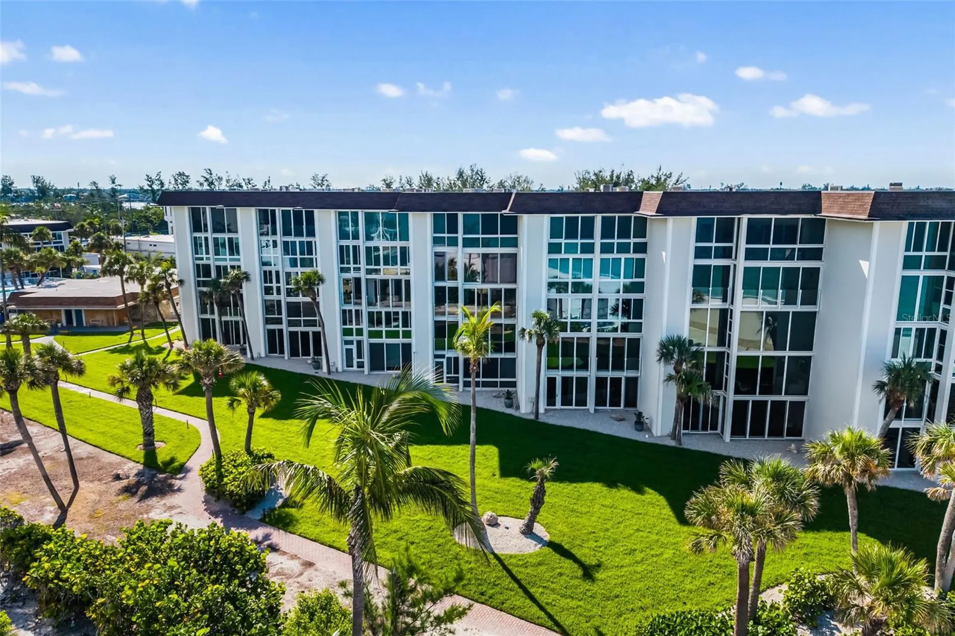 2110 Benjamin Franklin Drive Sarasota FL 34236