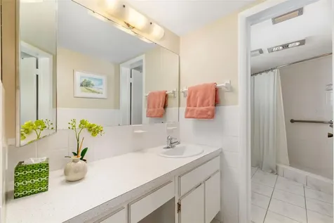 2110 Benjamin Franklin Drive Sarasota FL 34236