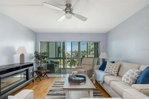 2110 Benjamin Franklin Drive Sarasota FL 34236
