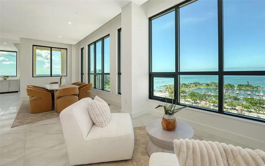 33 S Palm Avenue Sarasota FL 34236