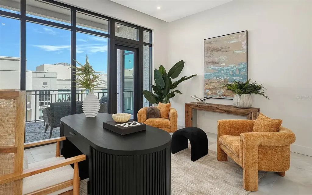 33 S Palm Avenue Sarasota FL 34236