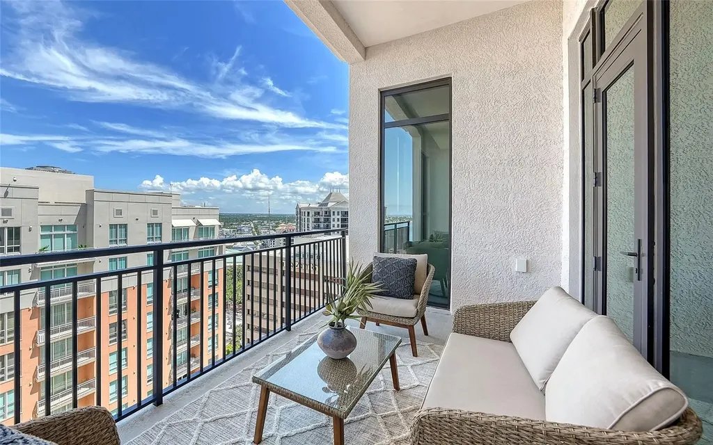 33 S Palm Avenue Sarasota FL 34236