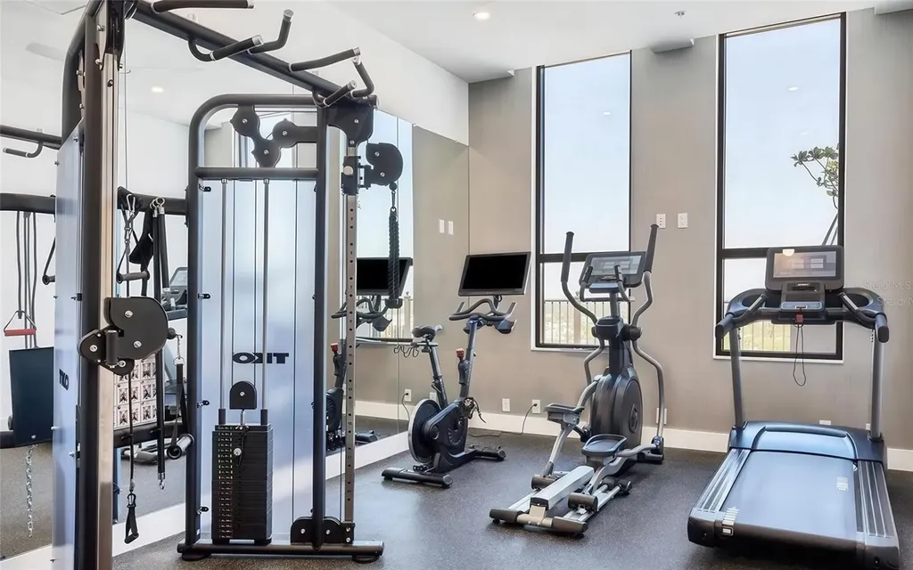 33 S Palm Avenue Sarasota FL 34236