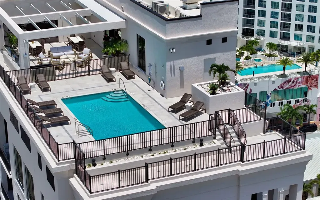 33 S Palm Avenue Sarasota FL 34236