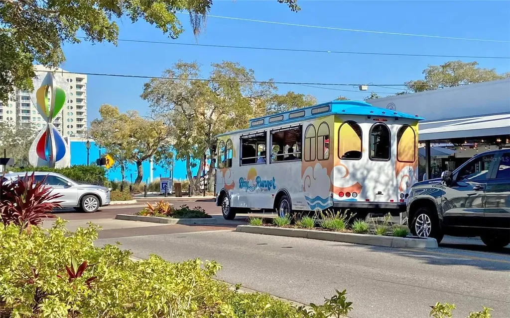 33 S Palm Avenue Sarasota FL 34236