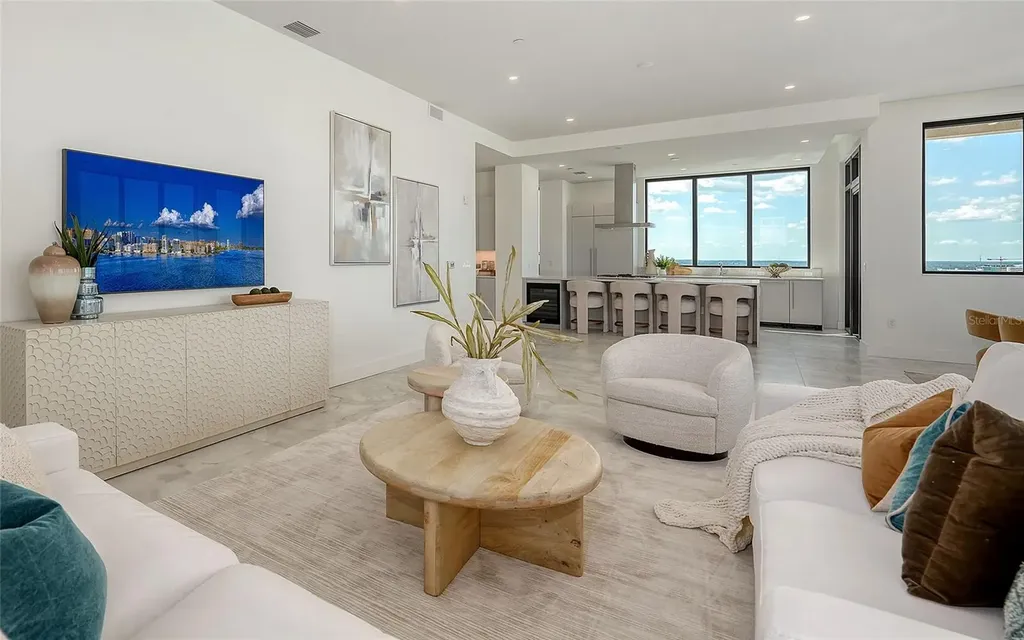 33 S Palm Avenue Sarasota FL 34236